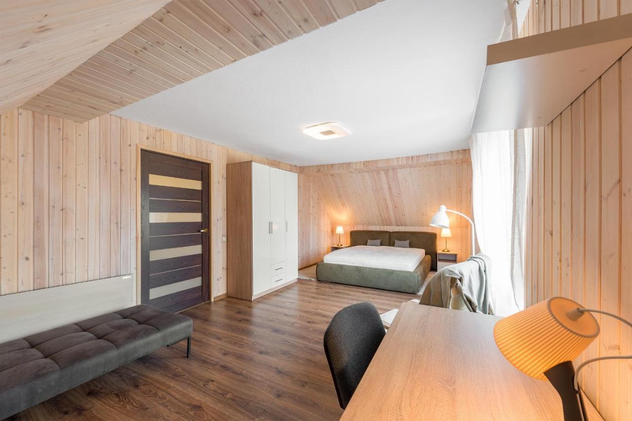 Shanghai Banzai Family Apartment วิลนีอุส ภายนอก รูปภาพ